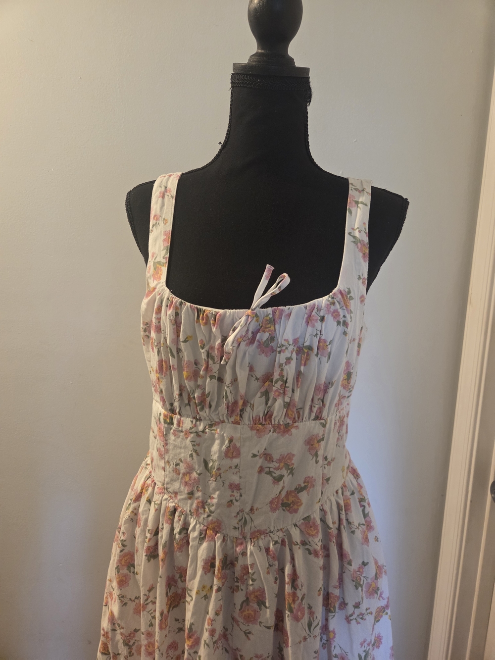 Jessica Simpson White Floral Maxi Dress - Picture 2 of 9